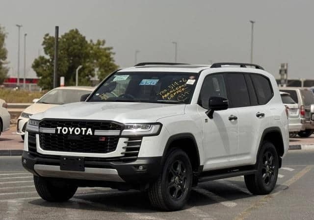 TOYOTA LAND CRUISER GR SPORTS 2025