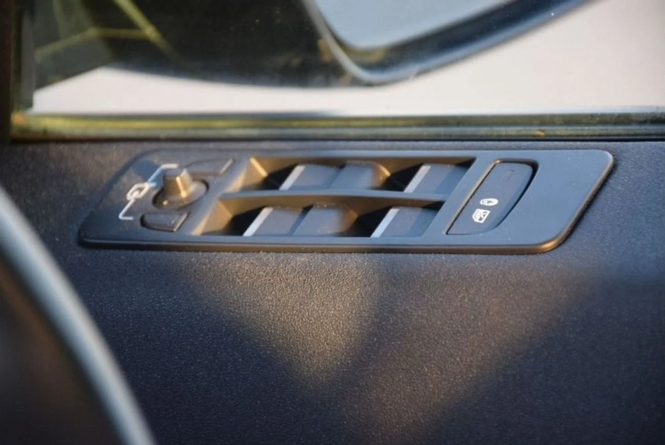 Land Rover Discovery 2016