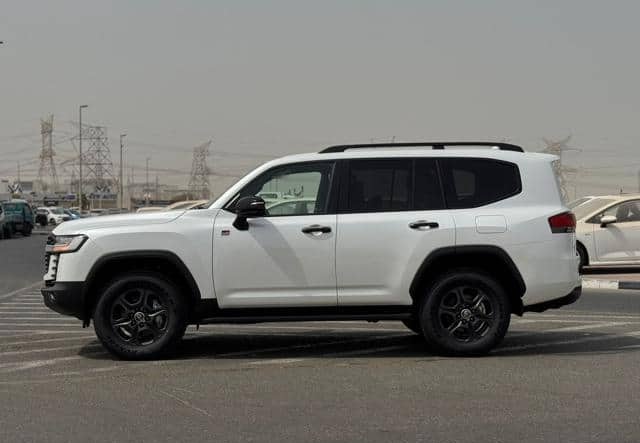 TOYOTA LAND CRUISER GR SPORTS 2025