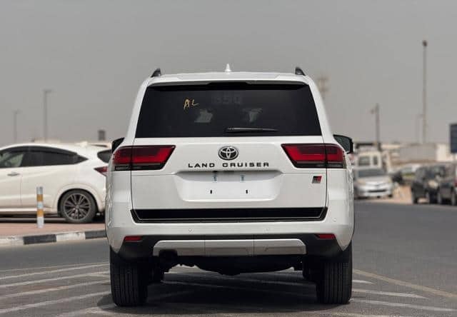 TOYOTA LAND CRUISER GR SPORTS 2025