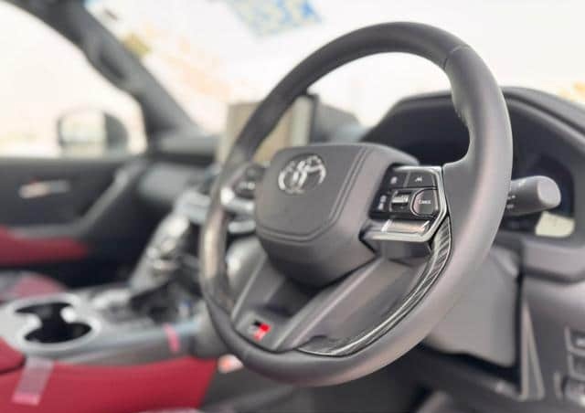 TOYOTA LAND CRUISER GR SPORTS 2025