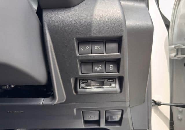 TOYOTA LAND CRUISER GR SPORTS 2025