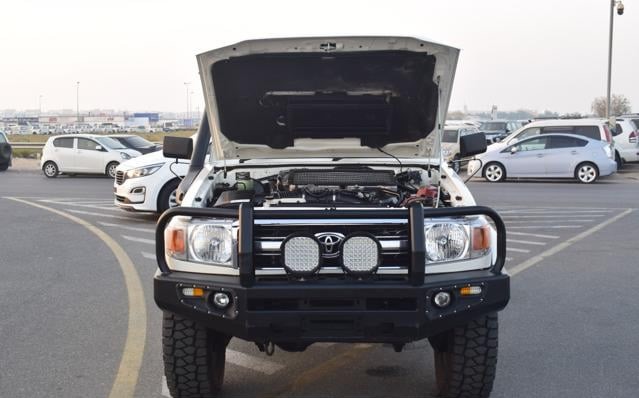 2019 TOYOTA LAND CRUISER