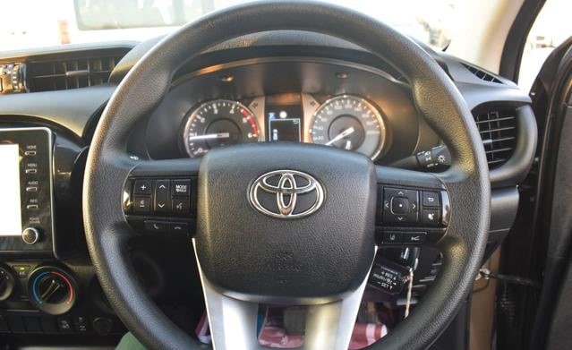 2021 TOYOTA HILUX