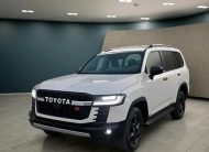 2023 TOYOTA LAND CRUISER 5