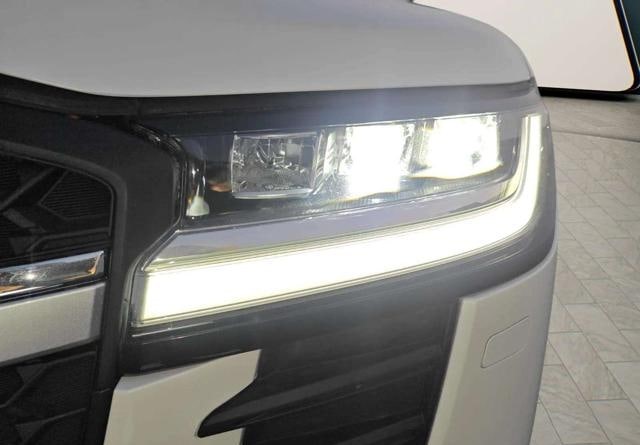 2023 TOYOTA LAND CRUISER 5