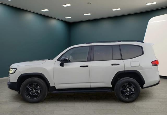 2023 TOYOTA LAND CRUISER 5