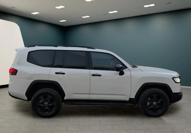 2023 TOYOTA LAND CRUISER 5