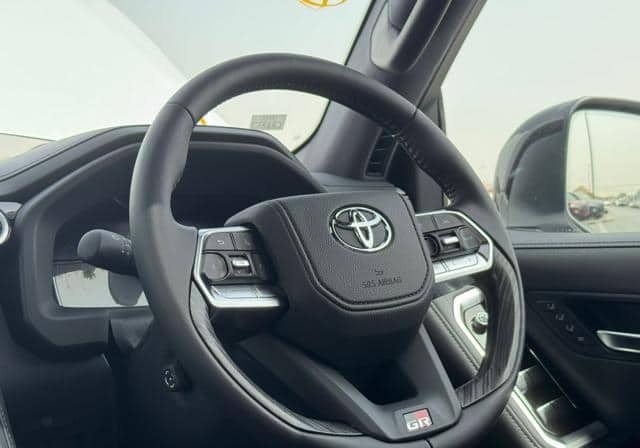 TOYOTA LAND CRUISER GR SPORTS 2025