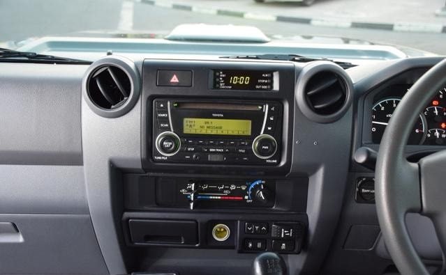 2018 TOYOTA LAND CRUISER