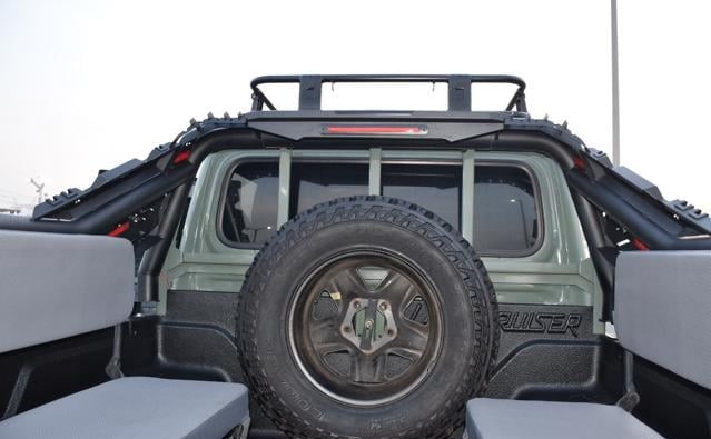 2018 TOYOTA LAND CRUISER
