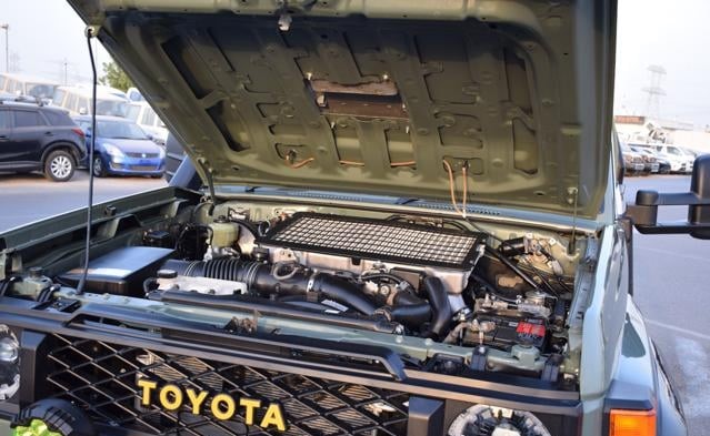 2018 TOYOTA LAND CRUISER