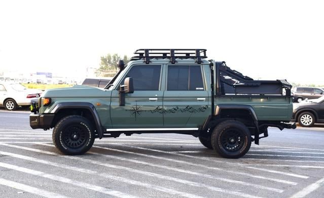2018 TOYOTA LAND CRUISER