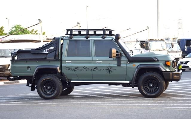 2018 TOYOTA LAND CRUISER
