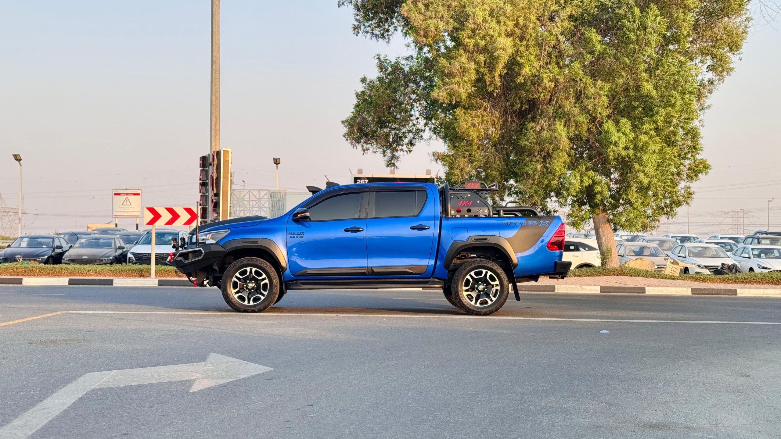 TOYOTA HILUX 2021 Modified| | | RIGHT-HAND-DRIVE |)