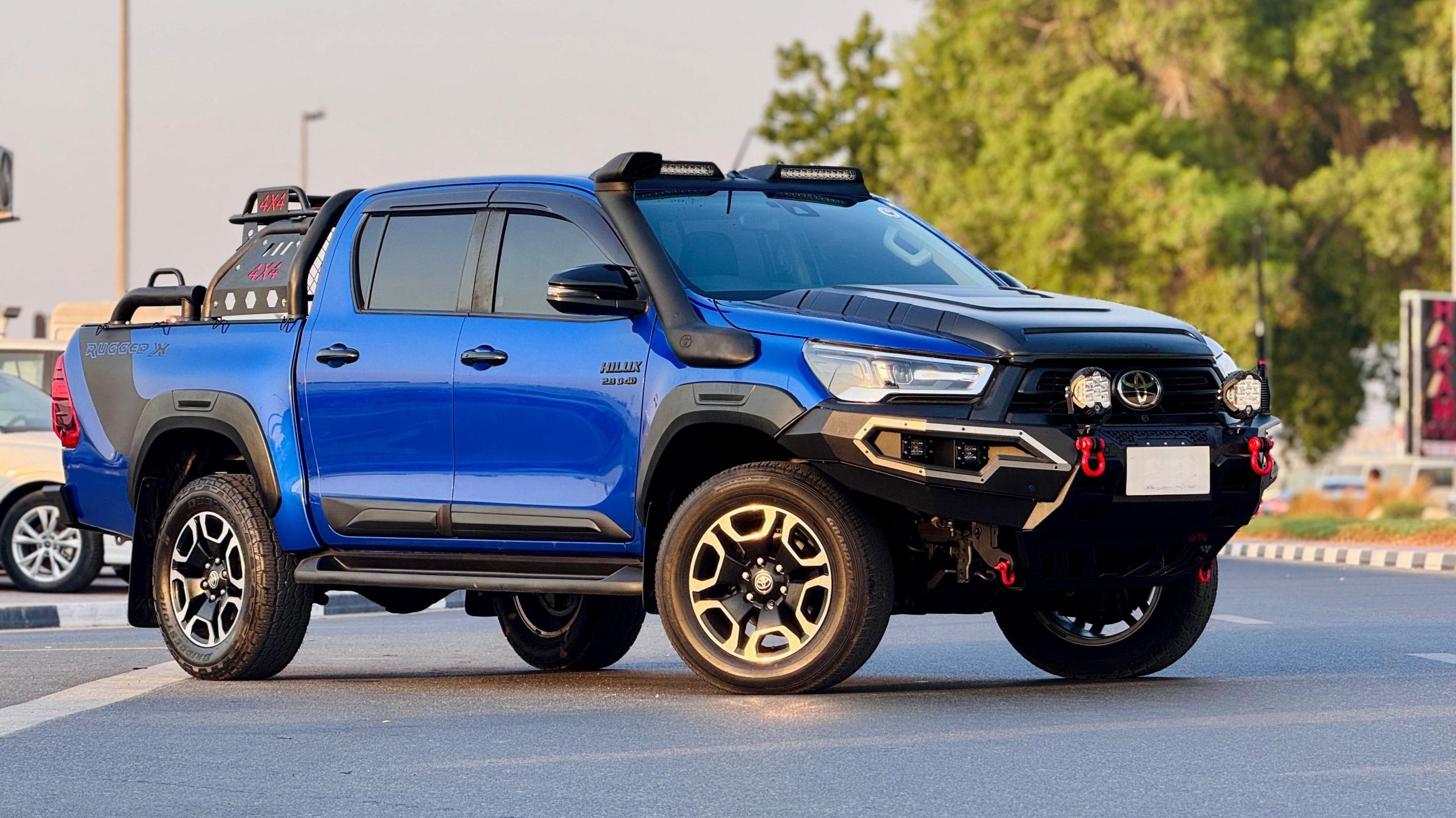 TOYOTA HILUX 2021 Modified| | | RIGHT-HAND-DRIVE |)