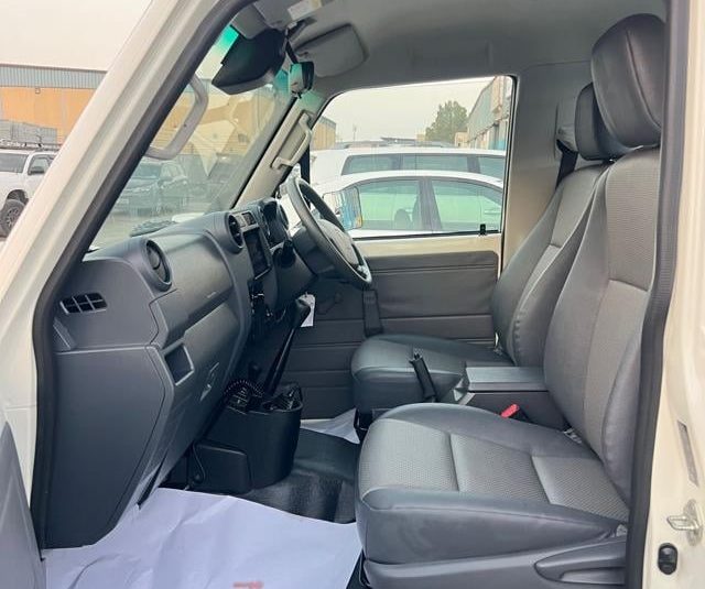 2023 TOYOTA LAND CRUISER SINGLE CABIN